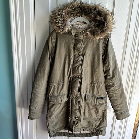 Abercrombie & Fitch Sherpa Military Parka in Olive Green Green - Picture 2 of 8